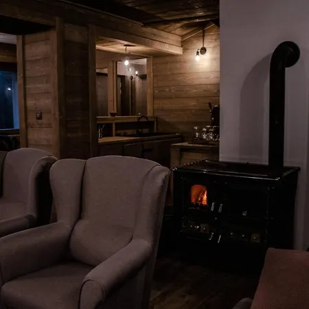 Cerenka Alpesi faház Nagybiccse